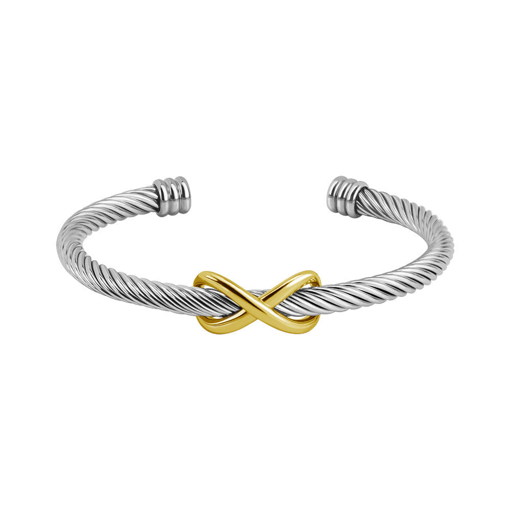 Lara Bangle